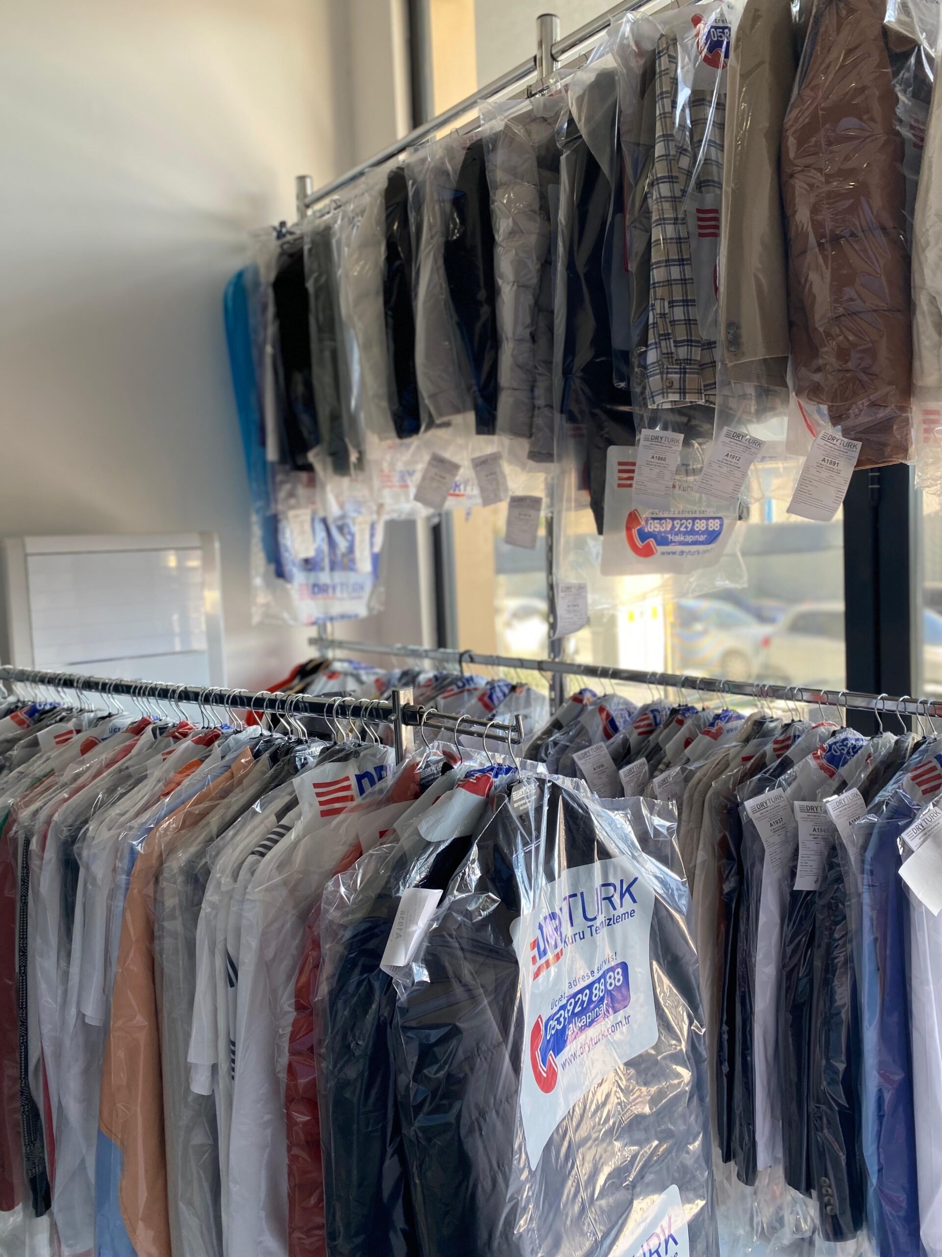 Bornova çamaşır yıkama ve kurutma alanı